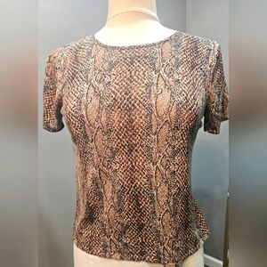August Silk pullover short sleeve sweater